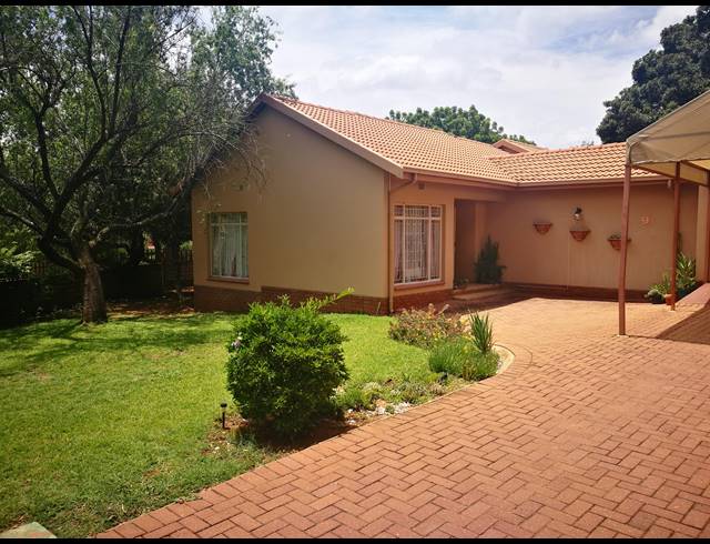 4 BEDROOM HOUSE FOR SALE IN SAFARI GARDENS